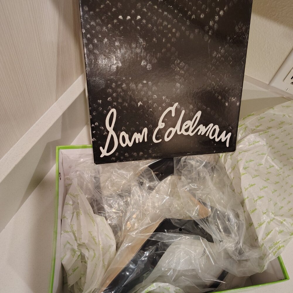Sam Edelman - Picture 2 of 8